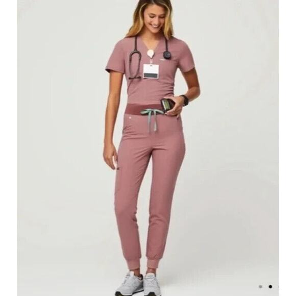 Figs Pants - FIGS Set Catarina One Pocket Scrub Top Zamora Jogger Scrub Pant Mineral Mauve XS